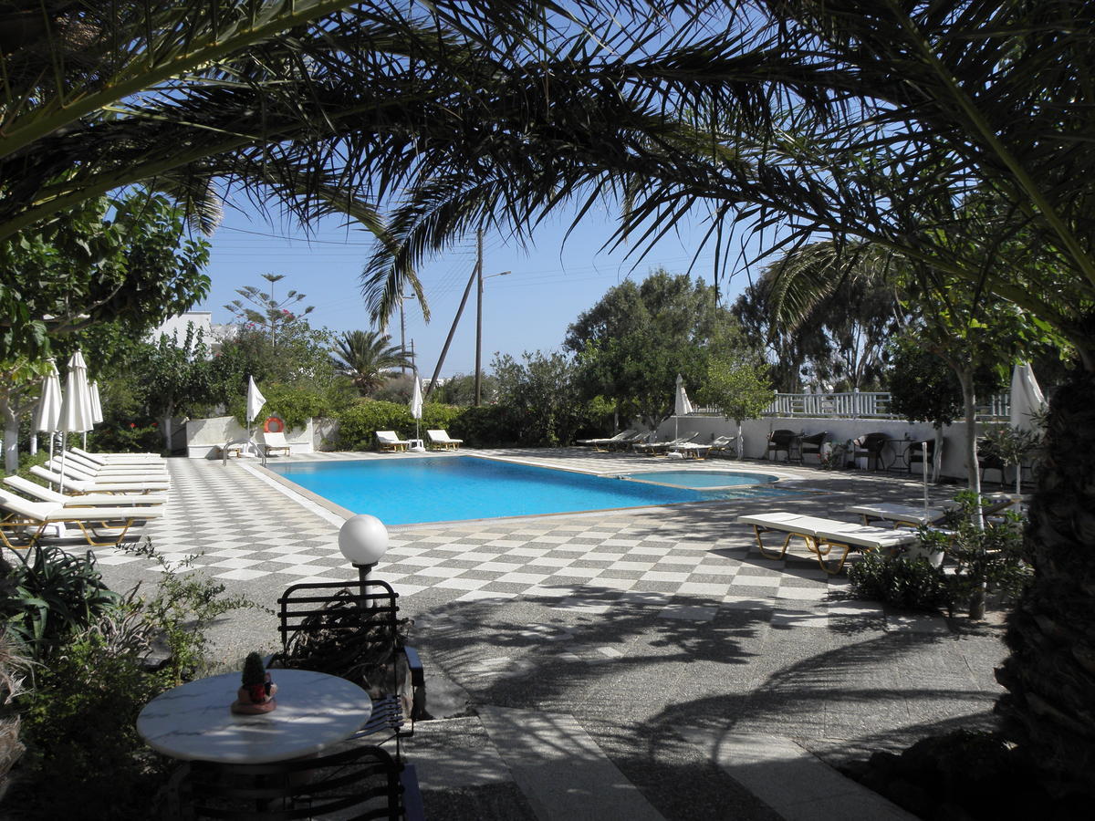 Areti Hotel Kamari  Bagian luar foto