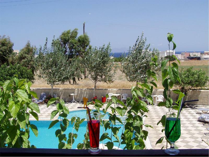 Areti Hotel Kamari  Bagian luar foto